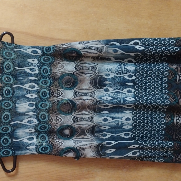 Dress Barn sleeveless shirt. Size L - Picture 7 of 12